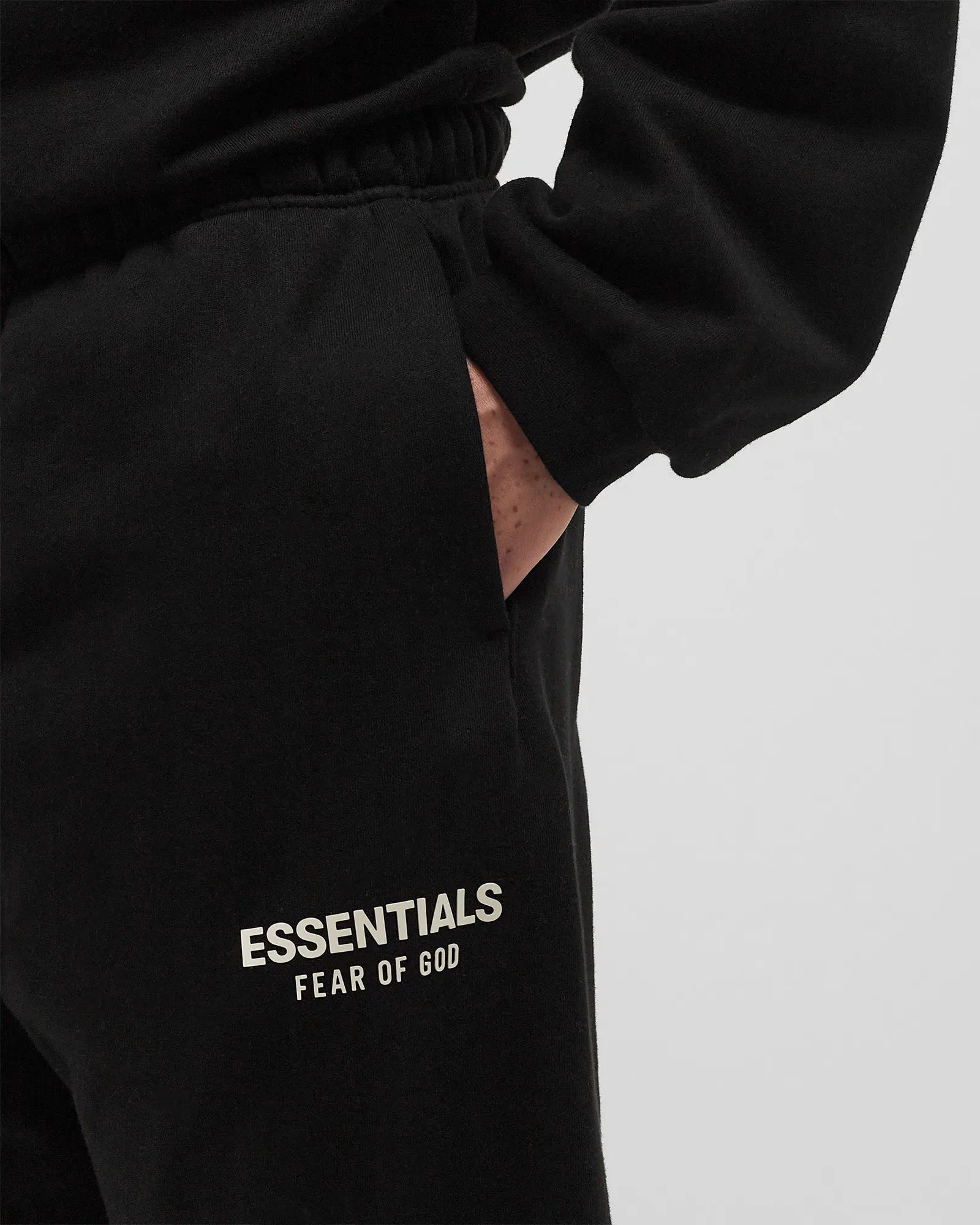 Fear Of God Essentials Sweatpants Fleece Black White